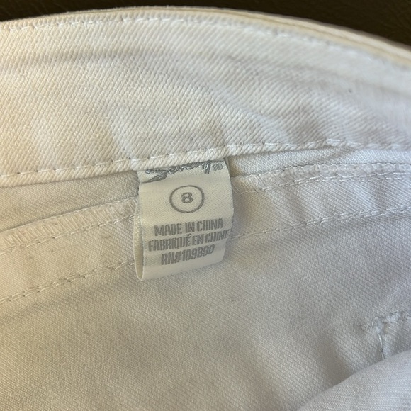 Seven7 Women's White Denim Shorts size 8 - Picture 4 of 8